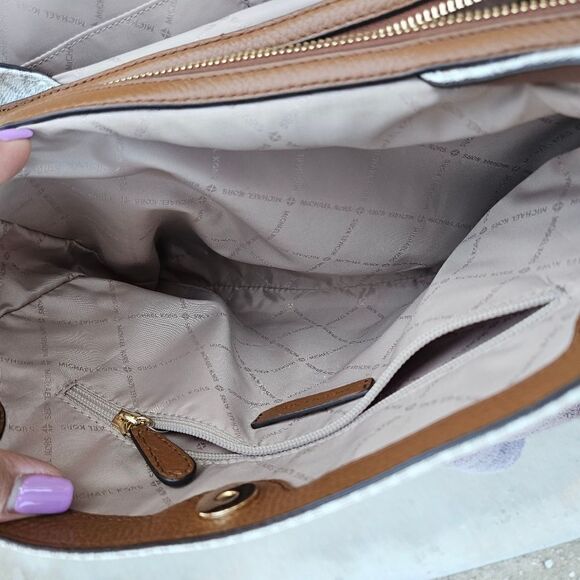 NWT Michael kors shoulder bag - Picture 7 of 15